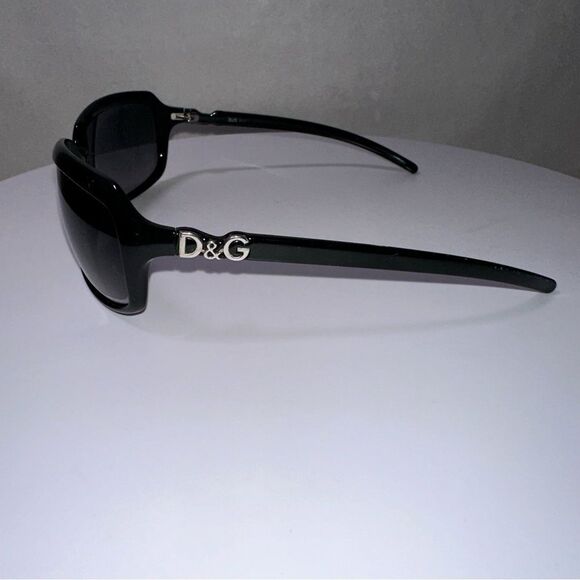 Dolce & Gabbana Women’s Sunglasses Black. - Picture 12 of 13